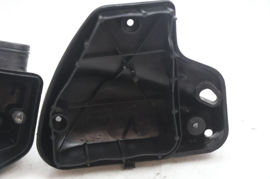 photo de CAIXA DE AR PEUGEOT VIVACITY 50 (1998 - 2003) - Estado da superfície