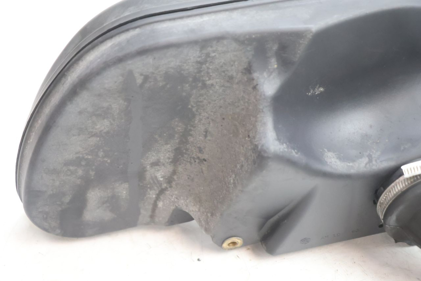 photo de CAIXA DE AR PIAGGIO X9 EVOLUTION 125 (2003 - 2007) - Pontos de fixação