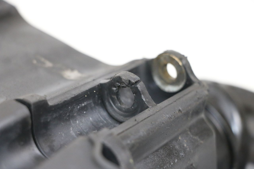 photo de CAIXA DE AR PIAGGIO X9 125 (2000 - 2003) - Detalhe da peça