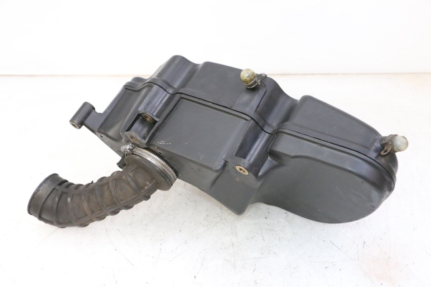 photo de CAIXA DE AR PIAGGIO XEVO - X EVO 125 (2007 - 2017) - Zoom do estado de desgaste