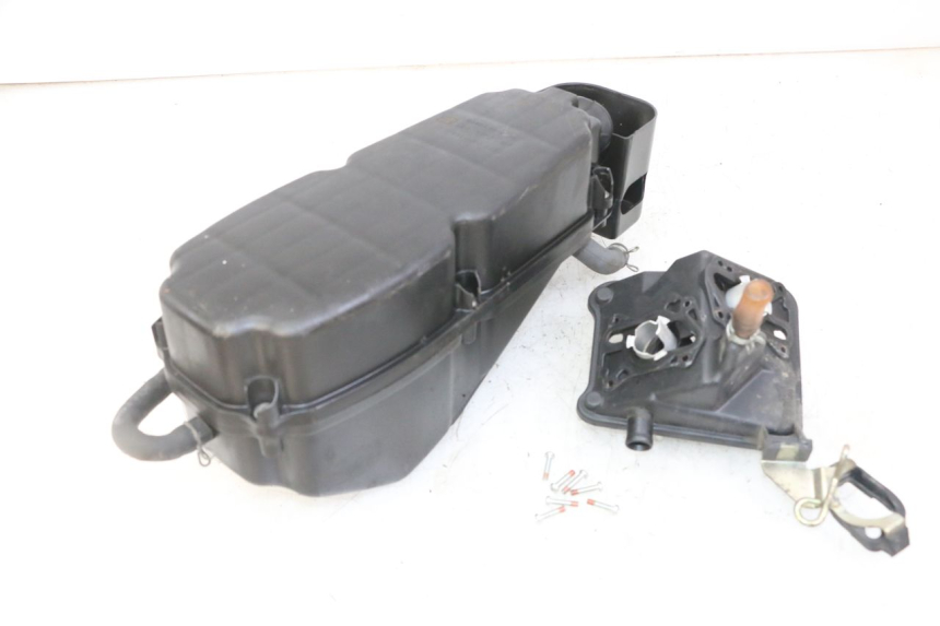 photo de CAIXA DE AR HONDA XLV VARADERO 125 (2000 - 2006) - Ampliação técnica