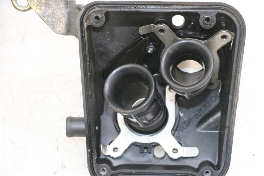 photo de CAIXA DE AR HONDA XLV VARADERO 125 (2000 - 2006) - Pontos de fixação