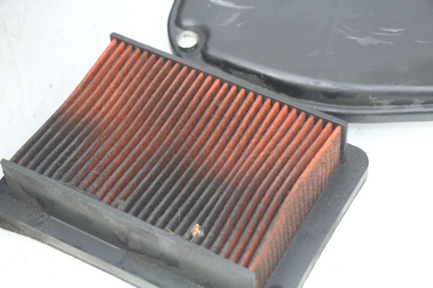 photo de CAIXA DE AR YAMAHA XP T-MAX TMAX ABS 530 (2012 - 2015) - Zoom do estado de desgaste