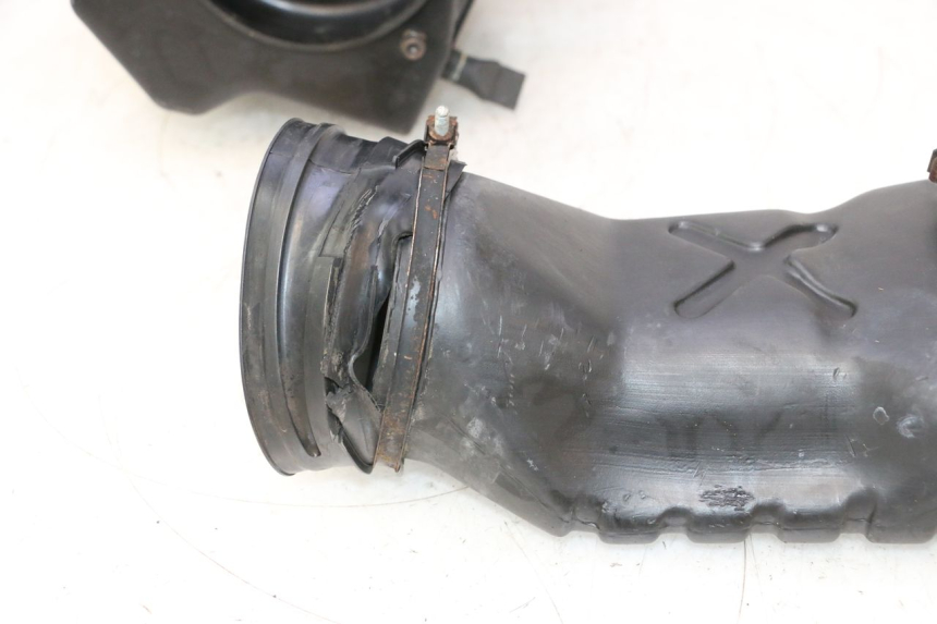 photo de CAIXA DE AR HONDA XRV AFRICA TWIN 750 (1990 - 1992) - Detalhes característicos