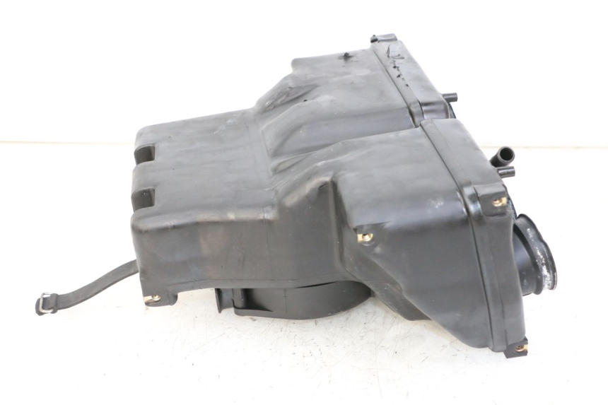 photo de CAIXA DE AR YAMAHA FZS FAZER 600 (2001 - 2003) - Outro ângulo de visão