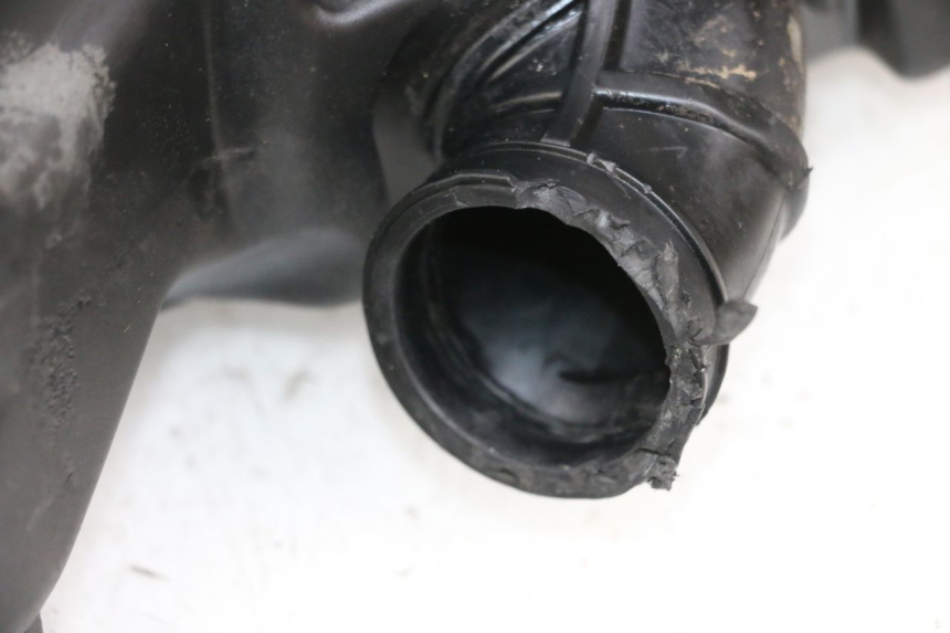 photo de CAIXA DE AR PIAGGIO ZIP 2T 50 (2009 - 2019) - Detalhe da peça