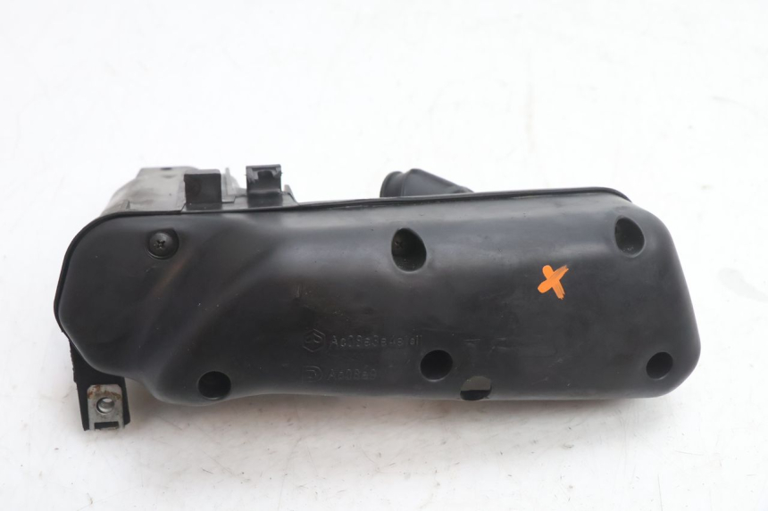 photo de CAIXA DE AR PIAGGIO ZIP 2T 50 (2009 - 2019) - Vista principal