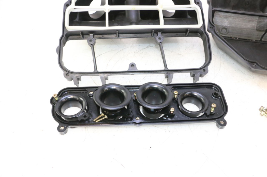 photo de CAIXA DE AR KAWASAKI ZX-6R ZX6R 600 (2000 - 2002) - Detalhes característicos