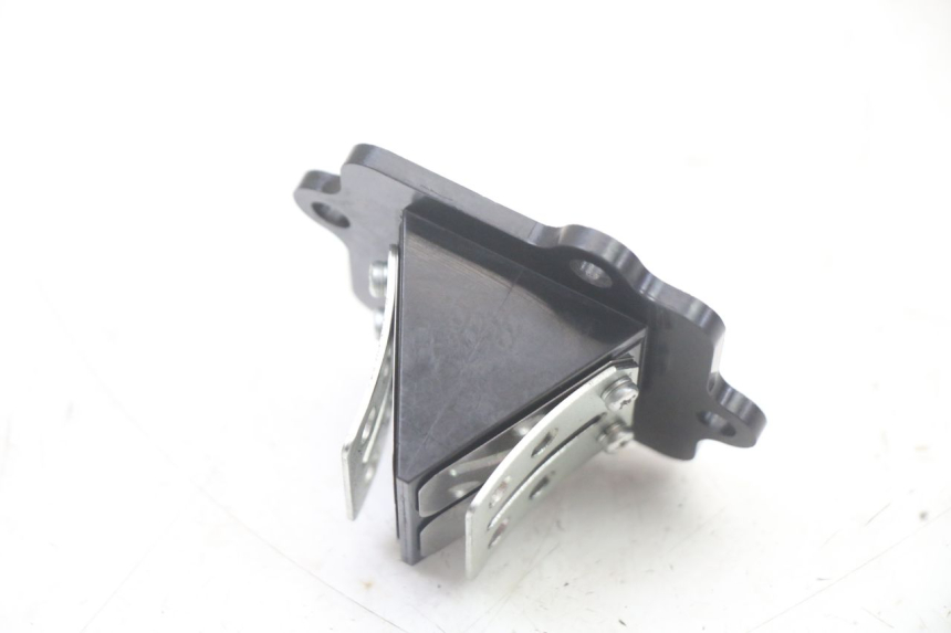 photo de CAIXA DE VÁLVULAS YAMAHA AEROX 50 (1997 - 2006) - Detalhe da peça