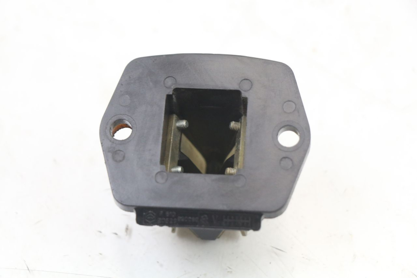 photo de CAIXA DE VÁLVULAS APRILIA SR MOTARD 50 (2012 - 2018) - Ampliação técnica