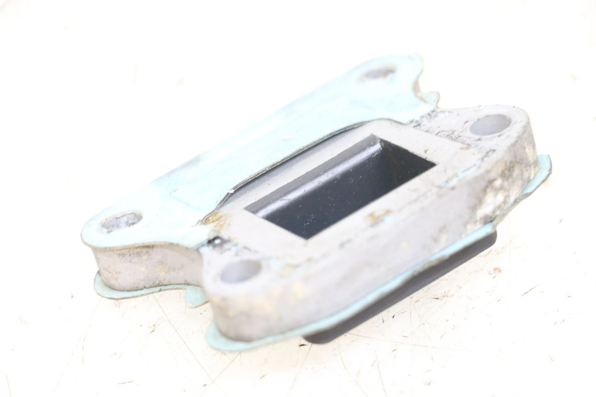 photo de CAIXA DE VÁLVULAS PEUGEOT BUXY 50 (1993 - 1998) - Detalhe da peça