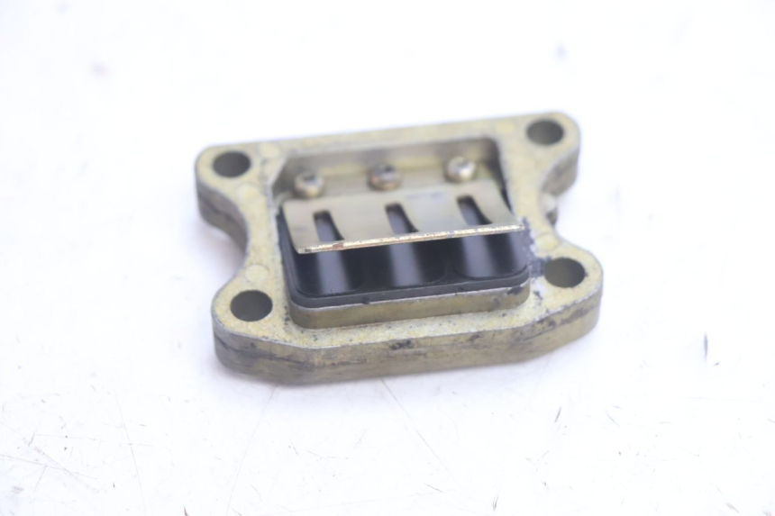 photo de CAIXA DE VÁLVULAS PEUGEOT BUXY 50 (1993 - 1998) - Detalhe da peça