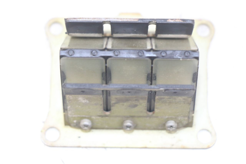 photo de CAIXA DE VÁLVULAS HONDA CR 125 (1995 - 1997) - Detalhe da peça