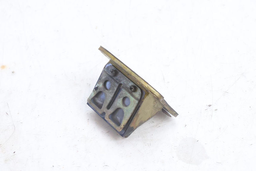 photo de CAIXA DE VÁLVULAS HONDA FES PANTHEON 2T 125 (1998 - 2002) - Detalhe da peça