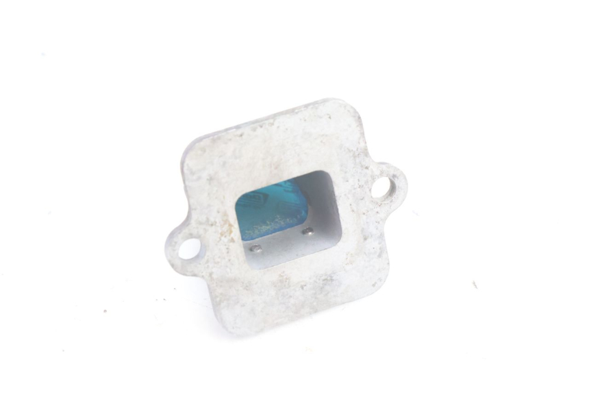 photo de CAIXA DE VÁLVULAS PEUGEOT LUDIX BLASTER 50 (2006 - 2014) - Outro ângulo de visão