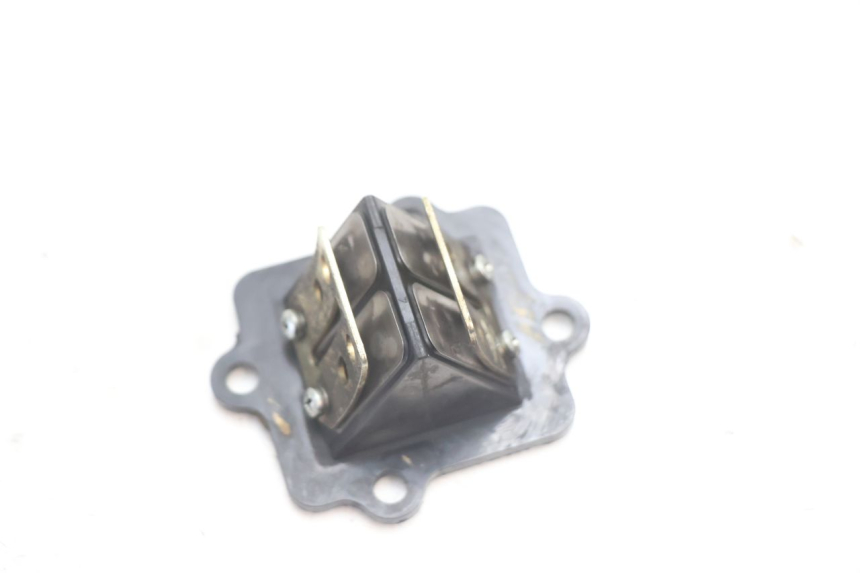 photo de CAIXA DE VÁLVULAS MBK NITRO 50 (2004 - 2008) - Detalhe da peça