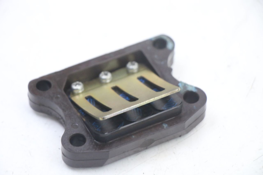 photo de CAIXA DE VÁLVULAS PEUGEOT TKR TREKKER FURIOUS 50 (2005 - 2014) - Detalhe da peça