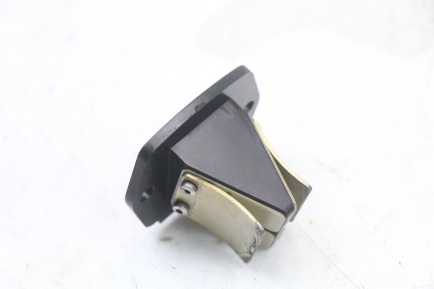 photo de CAIXA DE VÁLVULAS PIAGGIO VESPA LX 2T 50 (2005 - 2013) - Detalhe da peça