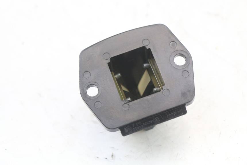 photo de CAIXA DE VÁLVULAS PIAGGIO VESPA LX 2T 50 (2005 - 2013) - Zoom do estado de desgaste