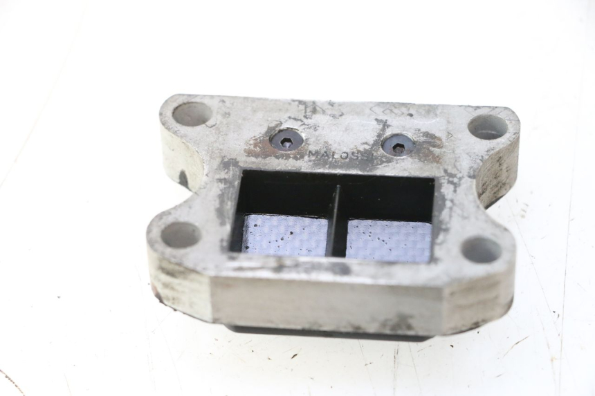 photo de CAIXA DE VÁLVULAS PEUGEOT SPEEDFIGHT 2 AC 50 (2000 - 2009) - Outro ângulo de visão