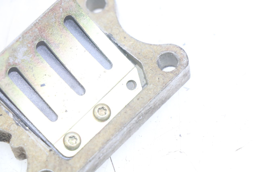 photo de CAIXA DE VÁLVULAS PEUGEOT SPEEDFIGHT LC 50 (1996 - 2002) - Detalhe da peça