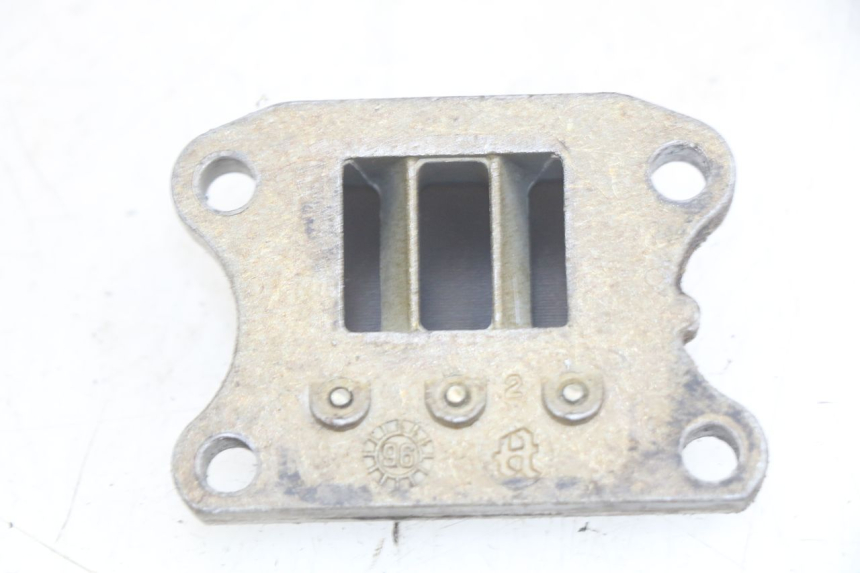 photo de CAIXA DE VÁLVULAS PEUGEOT SPEEDFIGHT LC 50 (1996 - 2002) - Zoom do estado de desgaste
