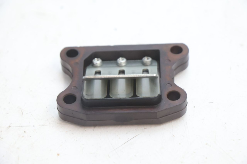 photo de CAIXA DE VÁLVULAS PEUGEOT SPEEDFIGHT LC 50 (1996 - 2002) - Detalhe da peça