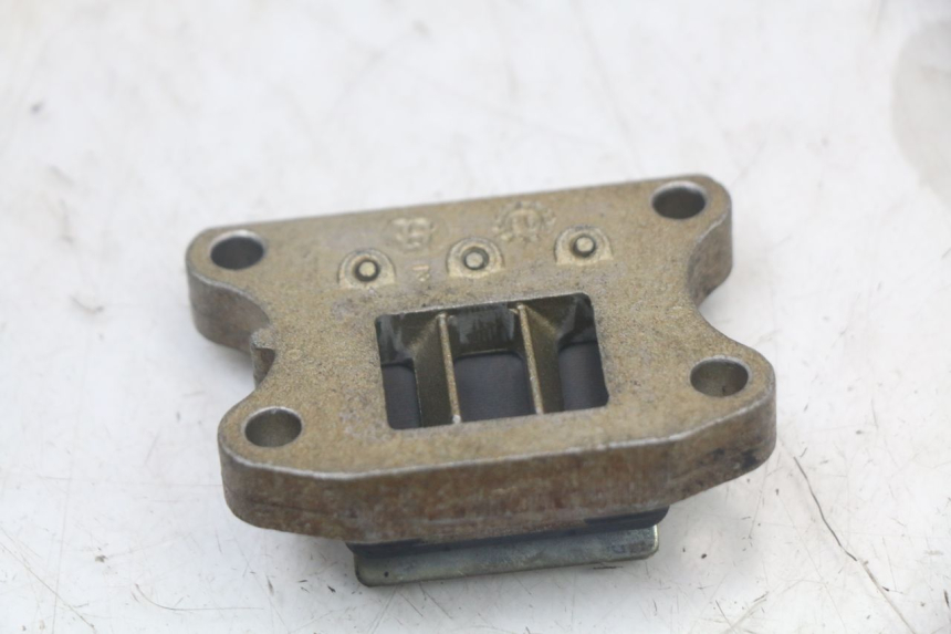 photo de CAIXA DE VÁLVULAS PEUGEOT SPEEDFIGHT 100 (1997 - 2007) - Ampliação técnica