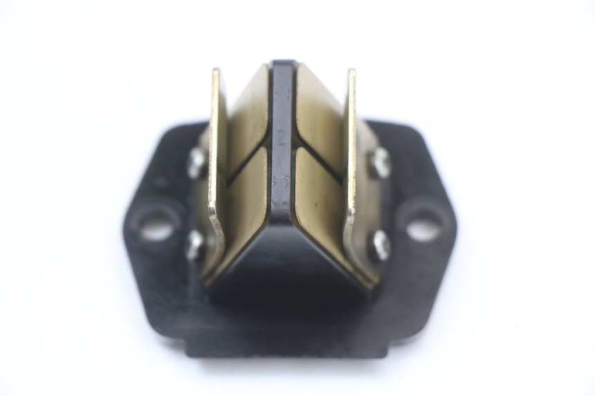 photo de CAIXA DE VÁLVULAS PIAGGIO VESPA LX 2T 50 (2005 - 2013) - Outro ângulo de visão