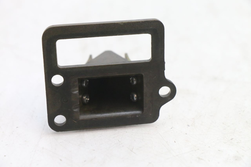 photo de CAIXA DE VÁLVULAS PIAGGIO VESPA PK FL 2T 50 (1990 - 1996) - Detalhe da peça