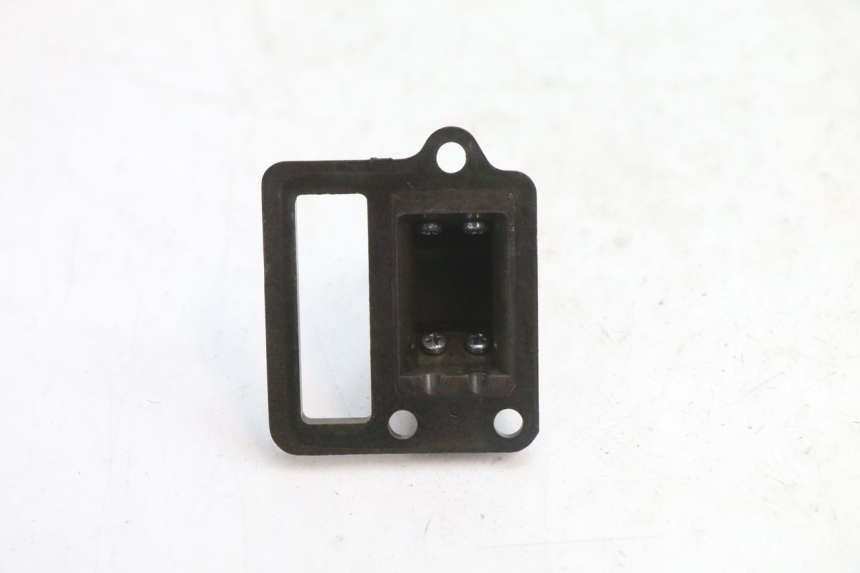 photo de CAIXA DE VÁLVULAS PIAGGIO VESPA PK FL 2T 50 (1990 - 1996) - Outro ângulo de visão