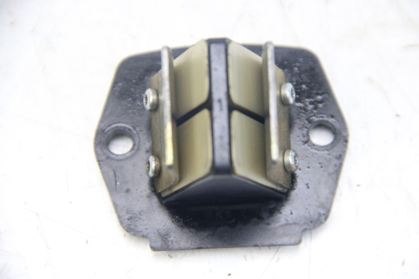 photo de CAIXA DE VÁLVULAS PIAGGIO VESPA S 2T 50 (2007 - 2014) - Zoom do estado de desgaste