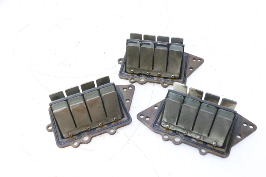 photo de CAIXA DE VÁLVULAS YAMAHA WAVE RUNNER GP R 1200 (2000 - 2003) - Vista principal