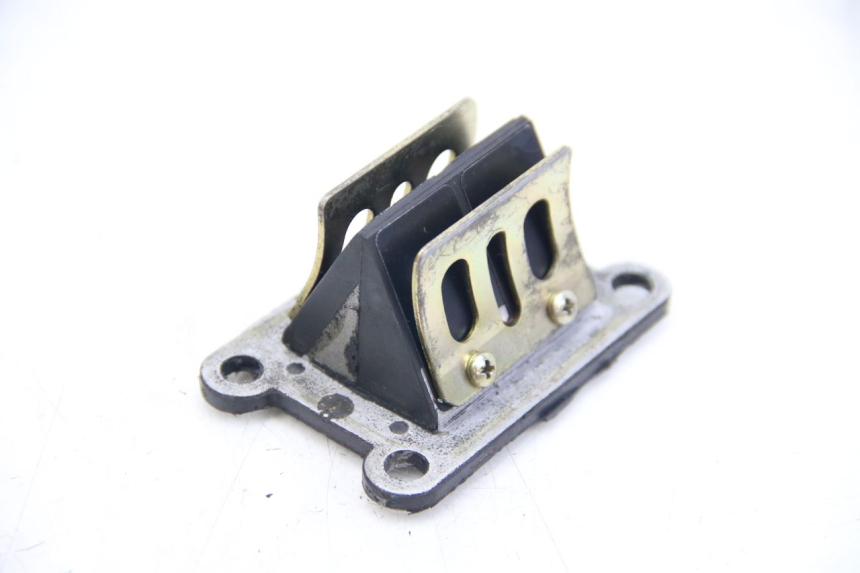photo de CAIXA DE VÁLVULAS PEUGEOT XP6 50 (1997 - 2003) - Detalhe da peça
