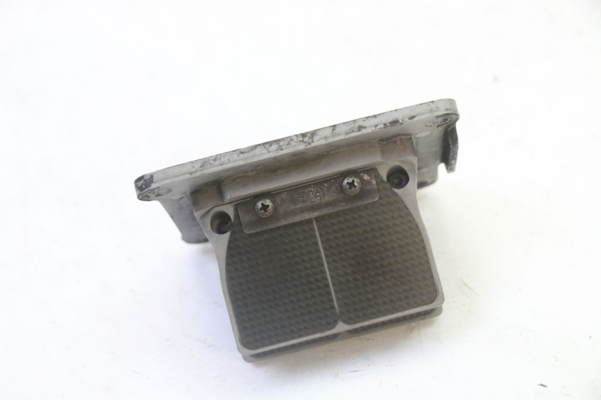 photo de CAIXA DE VÁLVULAS YAMAHA YZ 125 (1998 - 2005) - Outro ângulo de visão