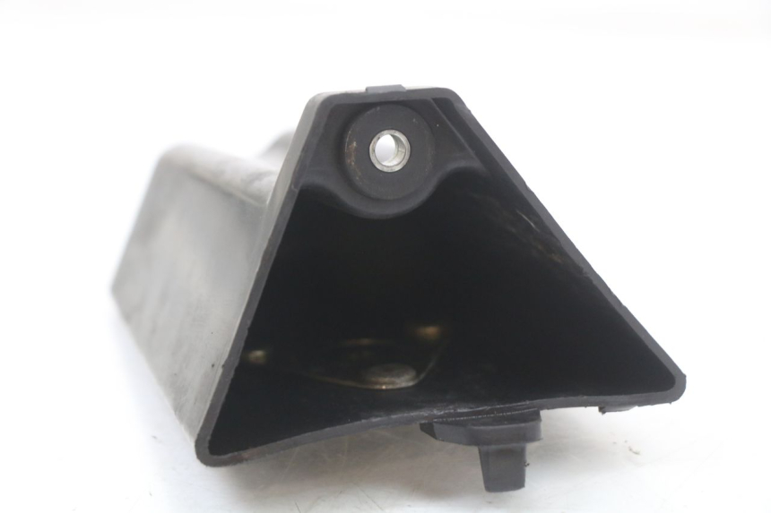 photo de PORTA-LUVA SUZUKI GN 125 (1997 - 2000) - Detalhe da peça