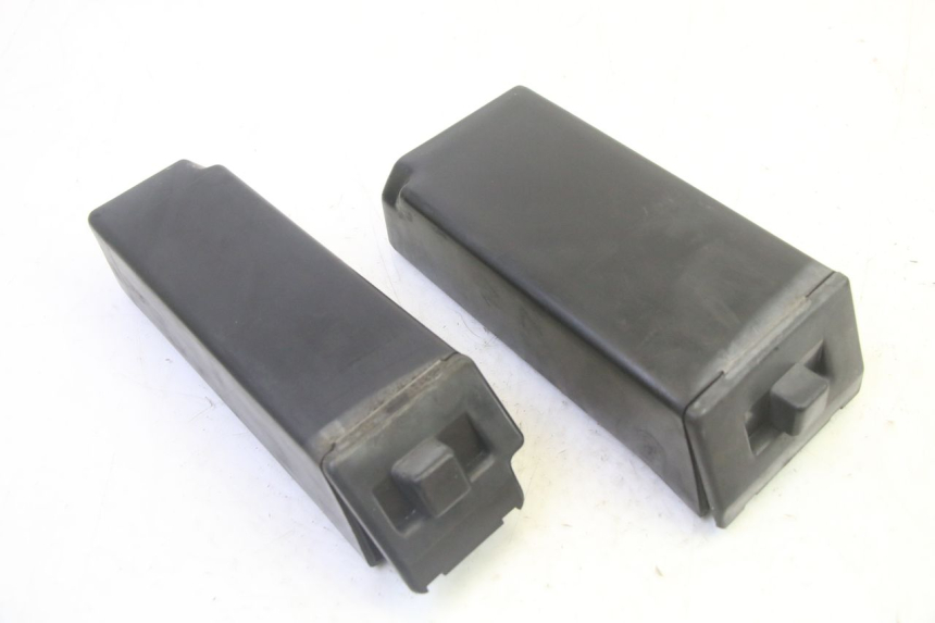 photo de PORTA-LUVA KAWASAKI GPX R WARBIRD 600 (1988 - 1993) - Vista principal
