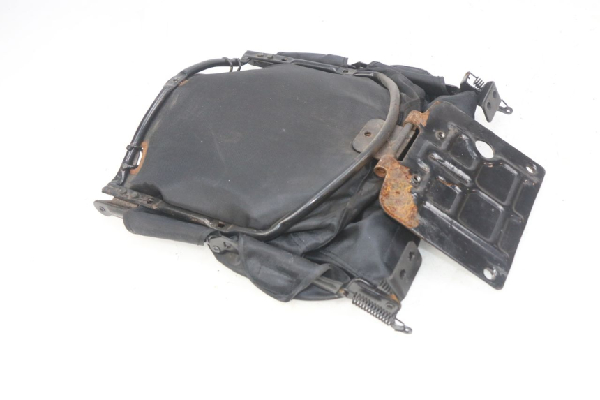 photo de PORTA-LUVA KEEWAY HURRICANE 50 (2006 - 2019) - Outro ângulo de visão