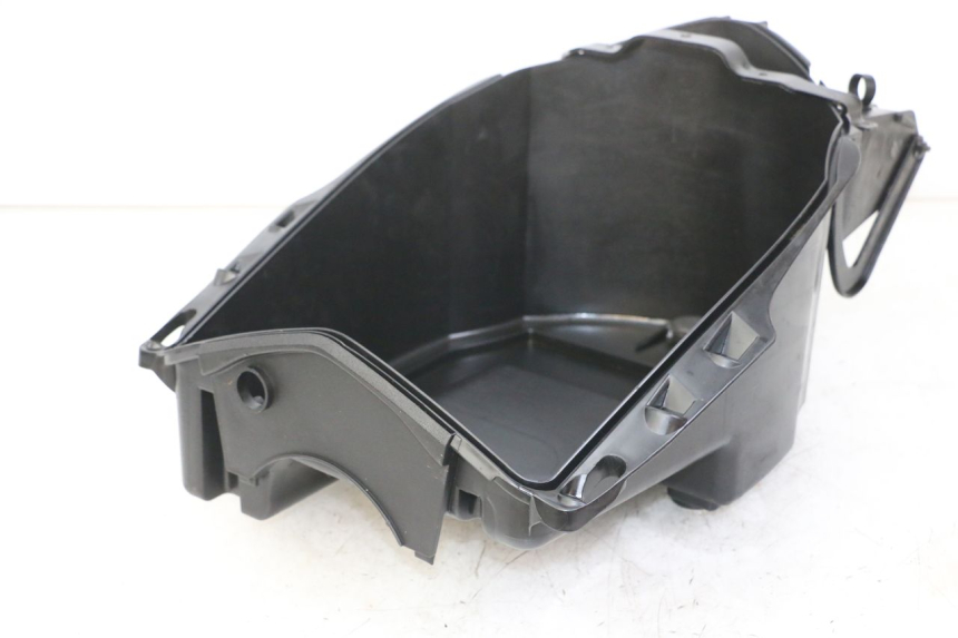 photo de PORTA-LUVA PEUGEOT VIVACITY 125 (2010 - 2017) - Detalhe da peça