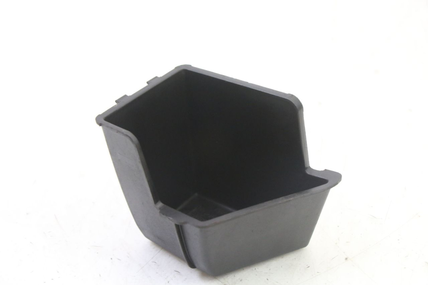 photo de PORTA-LUVA PEUGEOT SATELIS 125 (2013 - 2018) - Vista principal