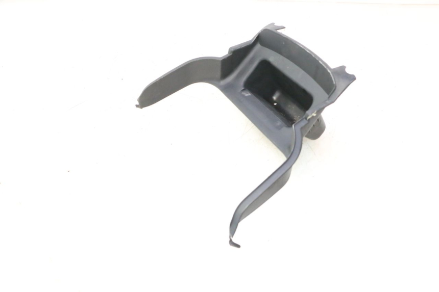 photo de Porta-luvas PEUGEOT SPEEDFIGHT LC 50 (1996 - 2002) - Outro ângulo de visão