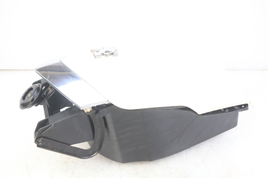 photo de PORTA-LUVA PEUGEOT VIVACITY NEW 4T 50 (2008 - 2017) - Estado da superfície