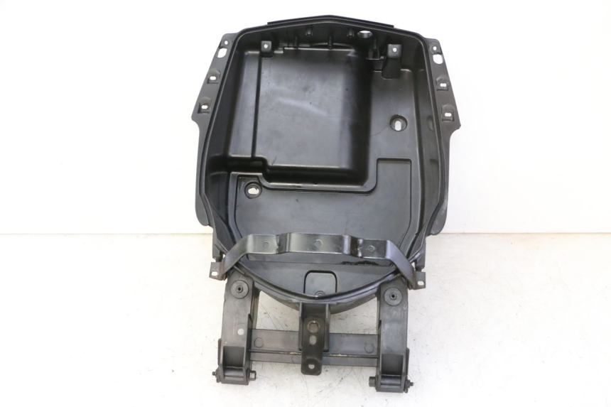 photo de PORTA-LUVA PEUGEOT VIVACITY NEW 4T 50 (2008 - 2017) - Pontos de fixação