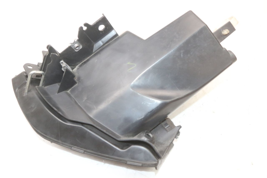 photo de PORTA-LUVA YAMAHA XMAX X-MAX ABS 125 (2017 - 2020) - Zoom do estado de desgaste