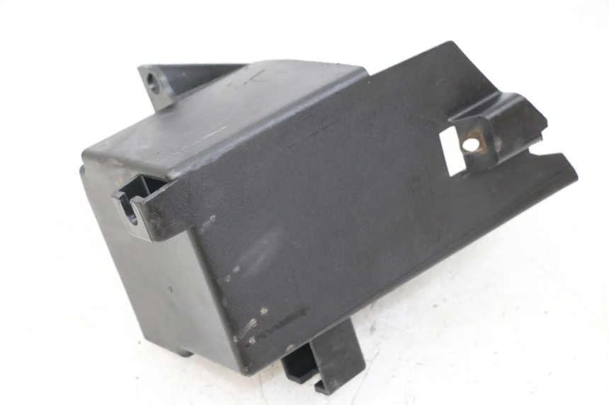 photo de PORTA-LUVA YAMAHA X-MAX XMAX 250 (2006 - 2009) - Zoom do estado de desgaste