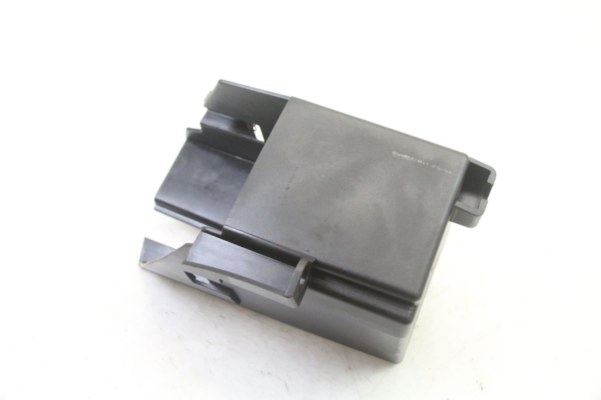 photo de PORTA-LUVA YAMAHA XMAX X-MAX 125 (2006 - 2009) - Outro ângulo de visão