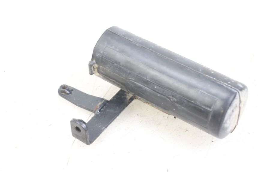photo de PORTA-LUVA PEUGEOT XP6 50 (1997 - 2003) - Zoom do estado de desgaste