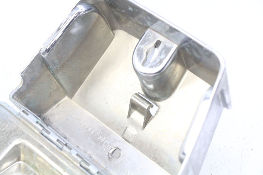 photo de PORTA-LUVA YAMAHA XV VIRAGO 750 (1984 - 1998) - Pontos de fixação