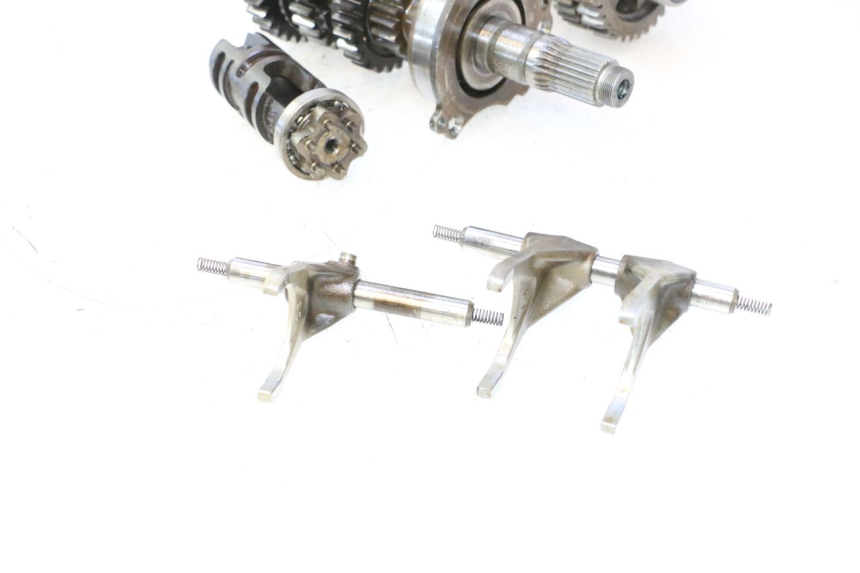 photo de CAIXA DE MARCHAS YAMAHA FJR 1300 (2001 - 2005) - Inspeção visual