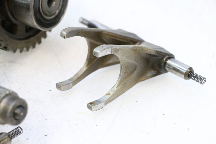 photo de CAIXA DE MARCHAS YAMAHA FJR 1300 (2001 - 2005) - Detalhe da peça